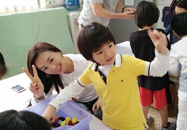 939W乳液78WYW55523 算是护肤圈里的一个热门话题海报