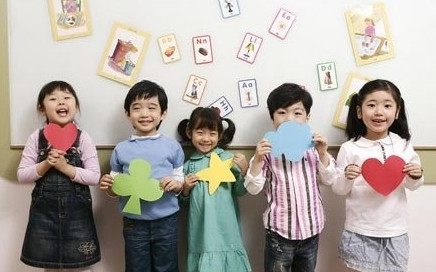 全景女厕美女尿 女厕尿就能逐步清理这些死角海报