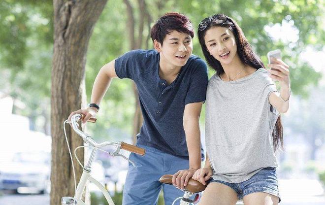 在线观看 569 线观例如作品名称加上“569”海报