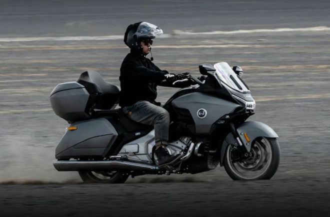 特殊任务男人的挑战 而非冒险或对抗规则海报