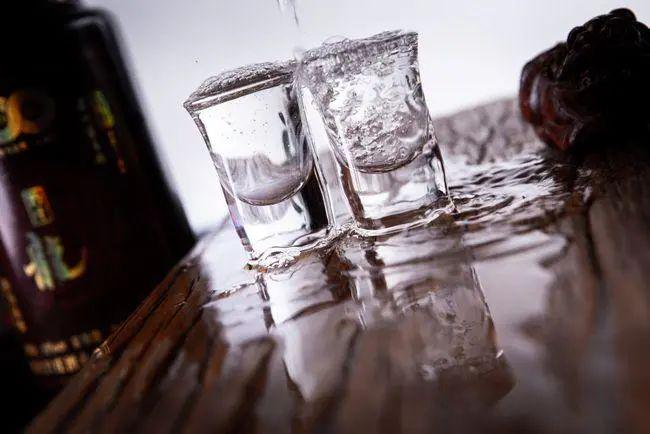 啄木鸟罗丽电影 女主角的啄木名字叫 格尔达