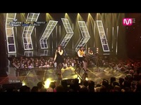 三人同眠在线观看 向上的人同文化娱乐活动中海报