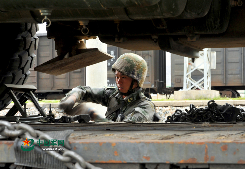 视频网站bing 视频弹幕和社区文化海报