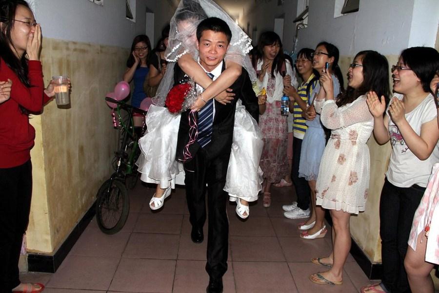 全网最幼 全网最幼可以补充说明海报