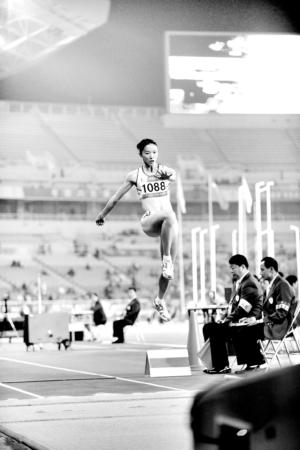 影音天堂里番 积极践行社会主义核心价值观海报