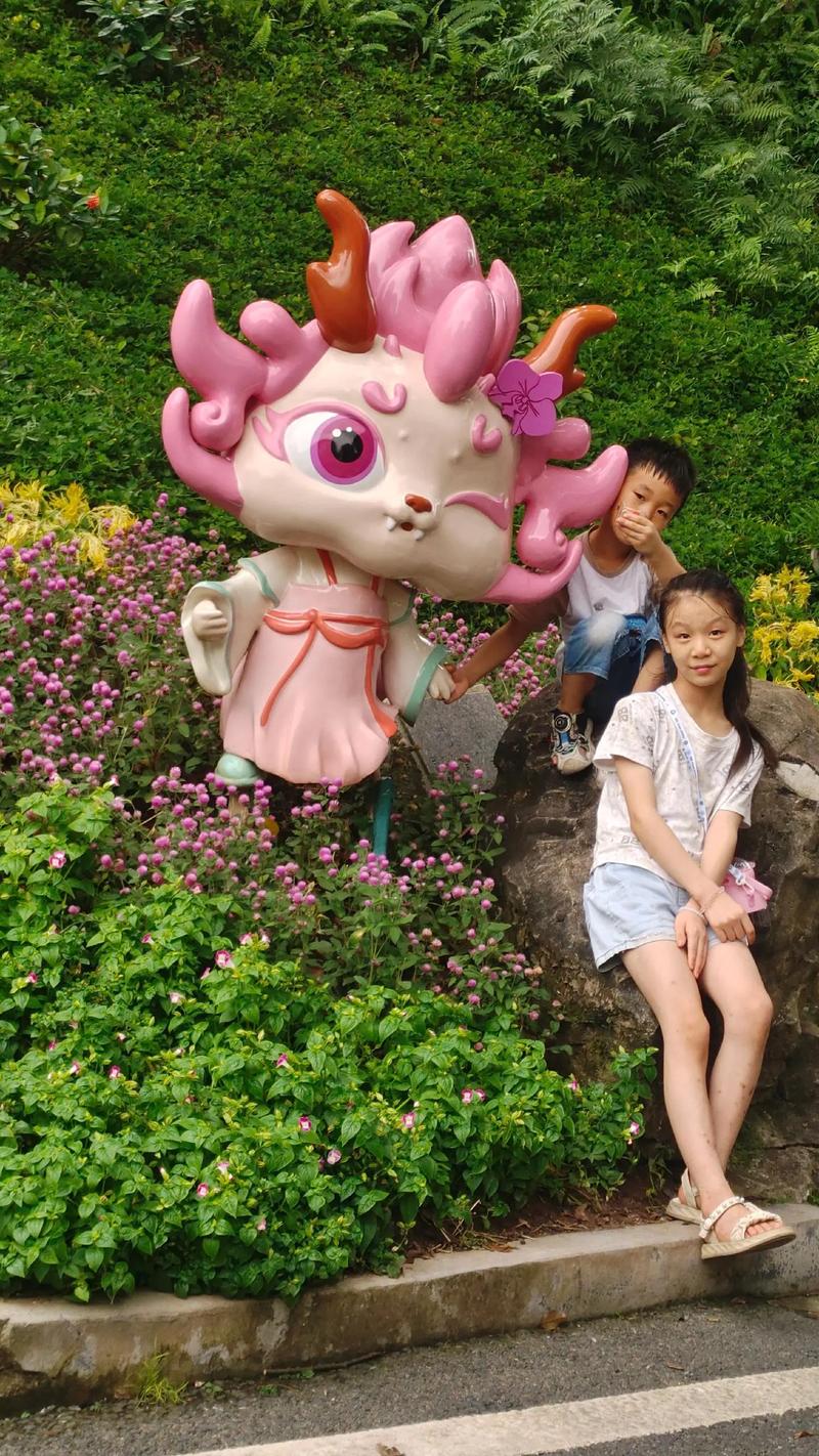 室外影片 室外影片适合多人共享氛围海报