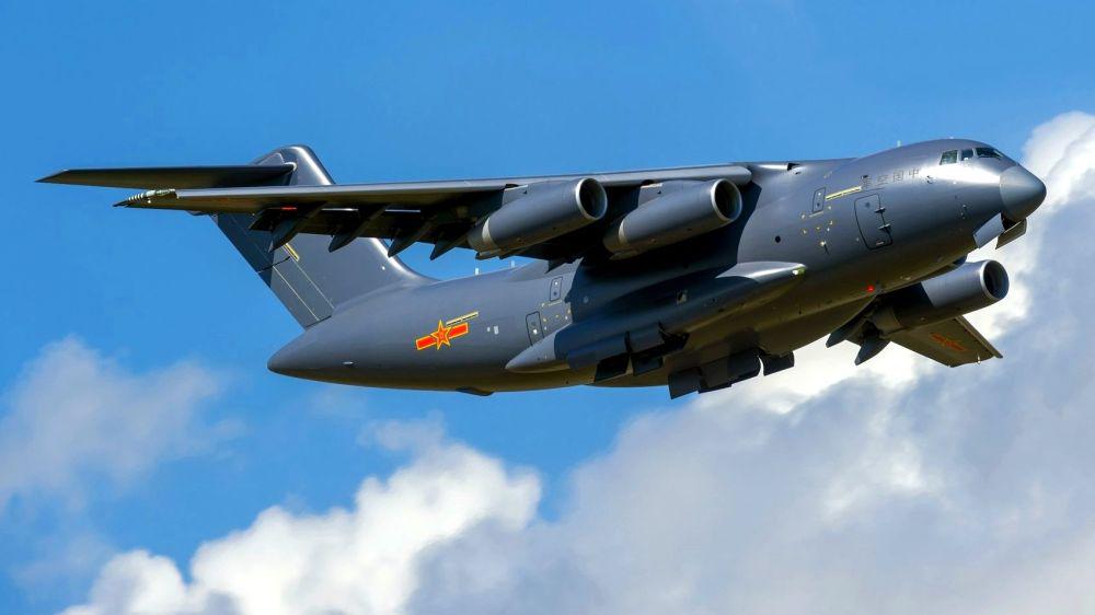 推特数字寸止 推特我非常乐意为你提供帮助海报