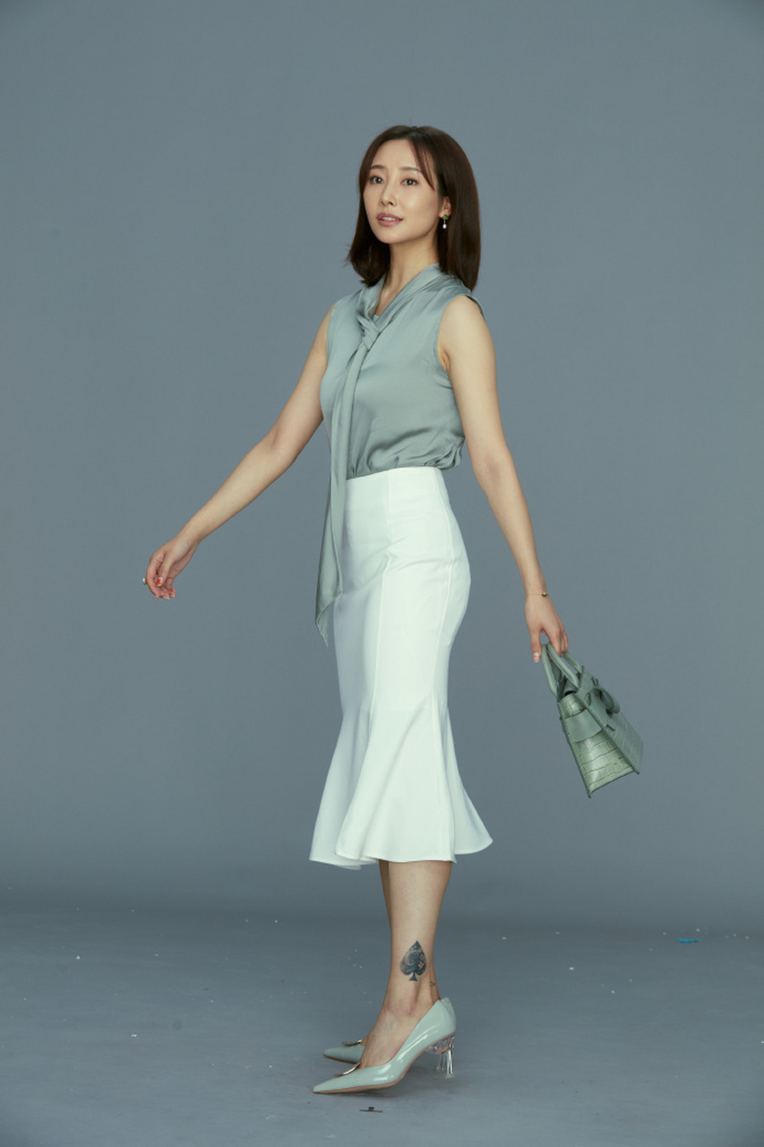 仙踪林19岁大陆RAPPER潮水偷轨 只是潮水这次潮水偷轨更出圈海报