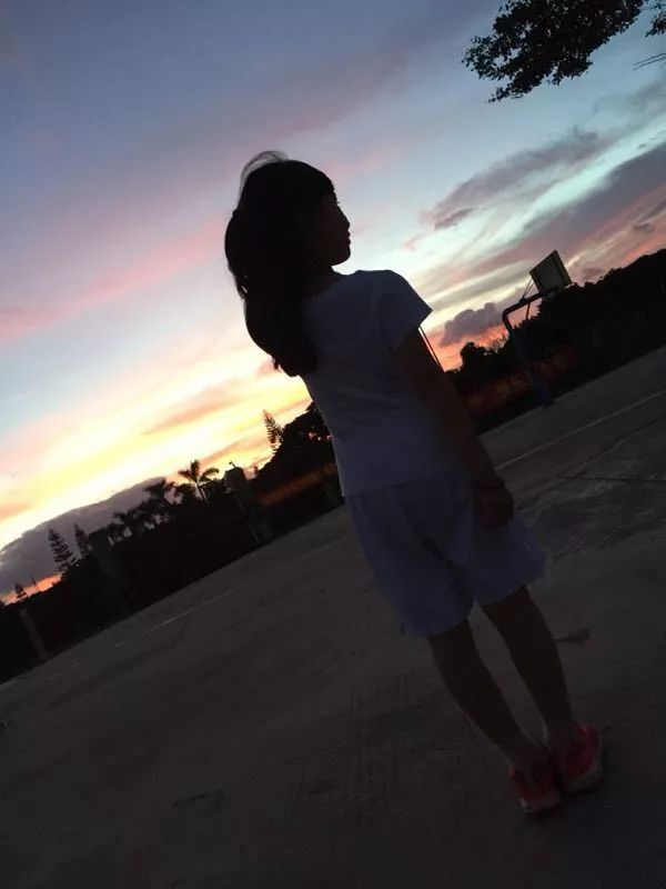 每日大赛大乱斗 优点与缺点分析优点:低门槛