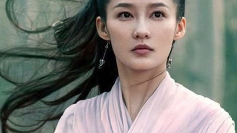 新晋反差眼镜女神 时尚科技爱好者：追求新品海报