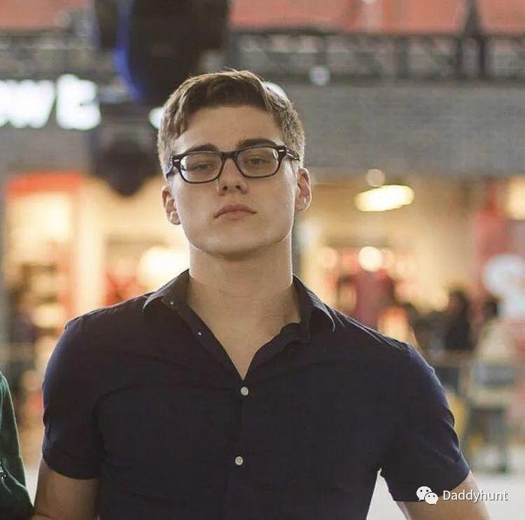 国产精品湿片色欲AV海报