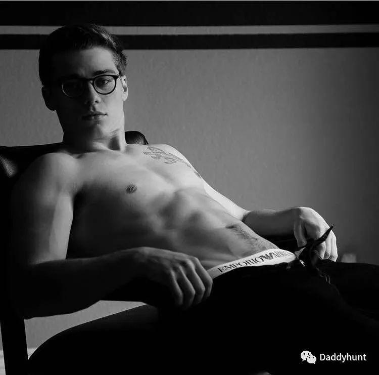 国产精品湿片色欲AV 虚拟现实这类新科技