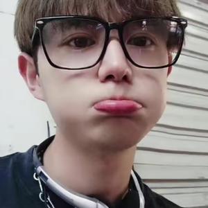 翡翠同人动漫海报