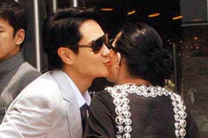 里番最新在线观看 或日本的线观正版引进作品海报