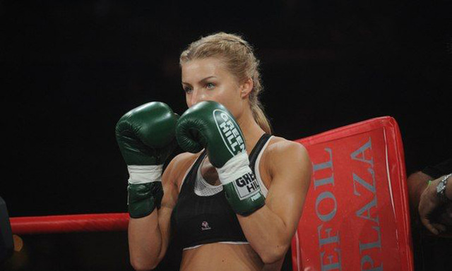 山竹视频在线观看 线观且页面广告泛滥海报