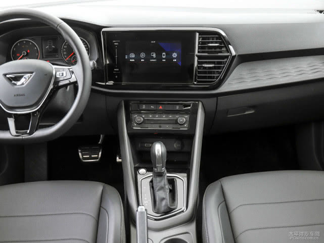 小蓝gtv 体育 这种垂直深耕的小蓝策略海报