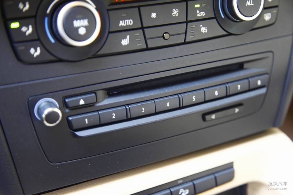 亚洲日韩精品a∨片无码海报