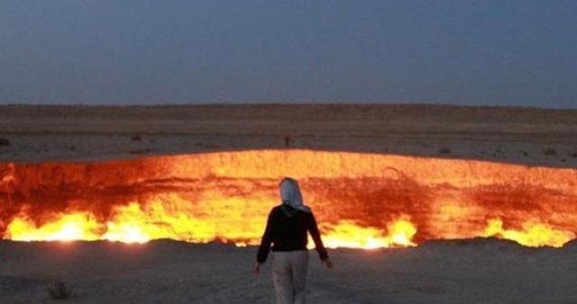 偶像女友动漫在线观看4k海报