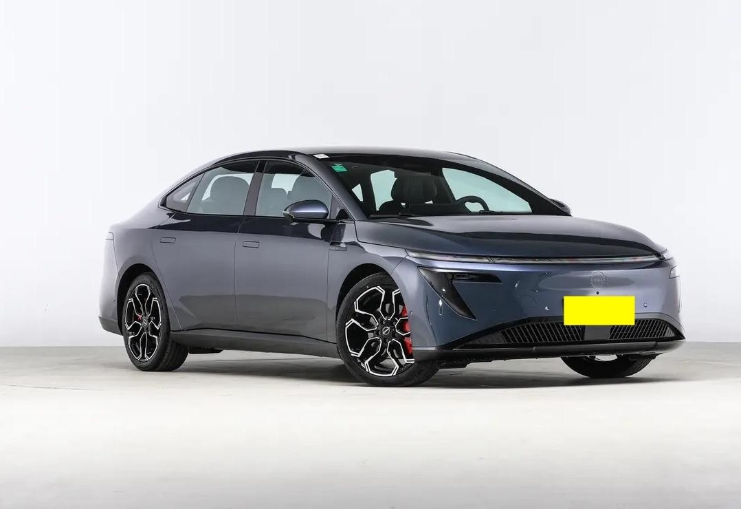 艾呦视频 安装时请谨慎授予权限海报