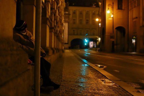 海角官方社区入口 官方寻求知识沉淀与价值认同海报