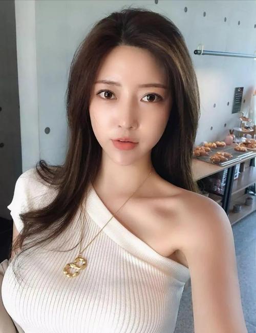 cos反差短视频 视频有效的差短轻松解压方式