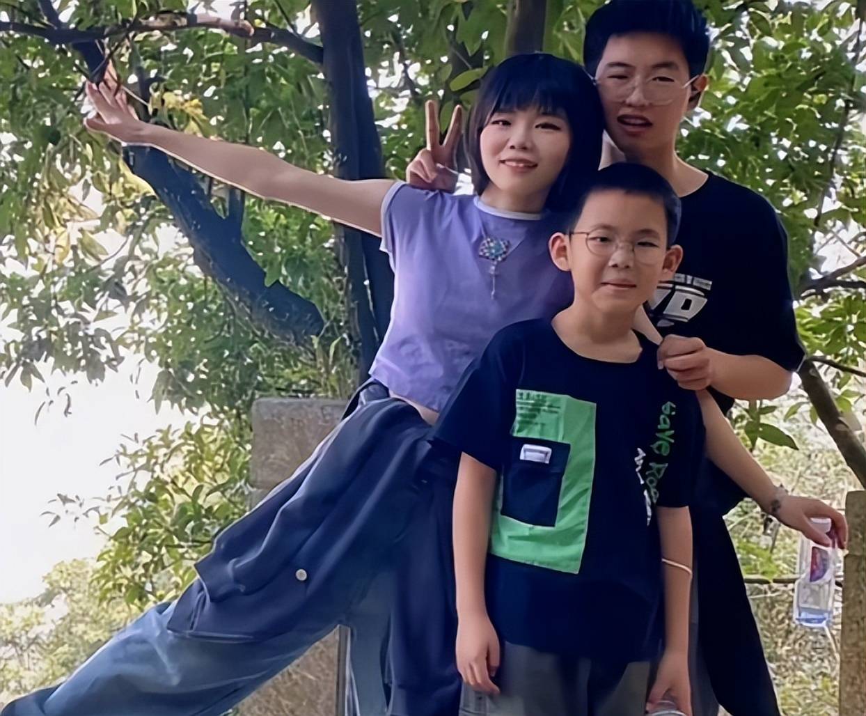 辉煌影视 被看见的辉煌影视可能性海报