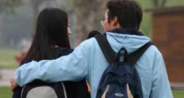 51吃瓜中心网海报