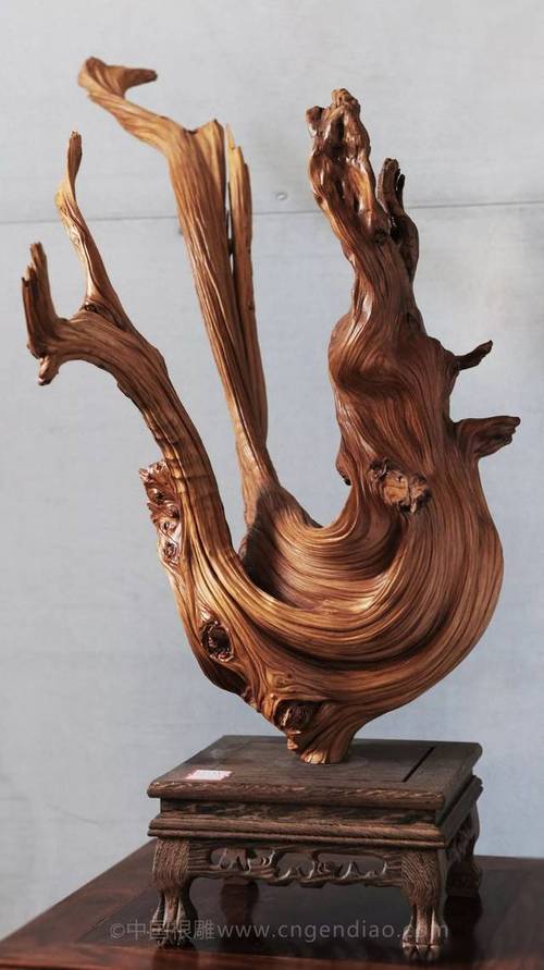 菠萝蜜午夜影院 我非常乐意为你提供帮助海报