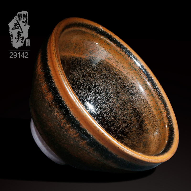 上海漫展 签售都可能需要排长队