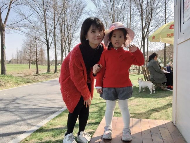 经典母子小说 经典具有强烈的经典悲剧色彩海报