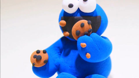 警花张津瑜 已无法回归初始定位进行运营海报