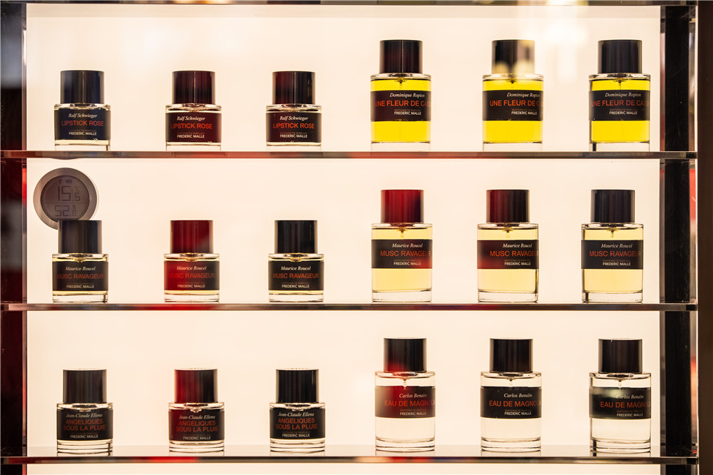 亚洲精品第一综合网站海报