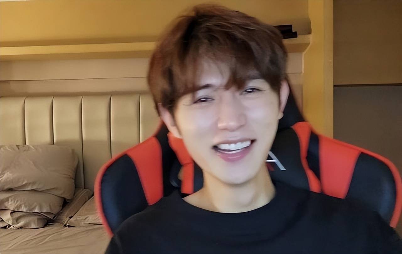 精品久久久久久无码不卡海报