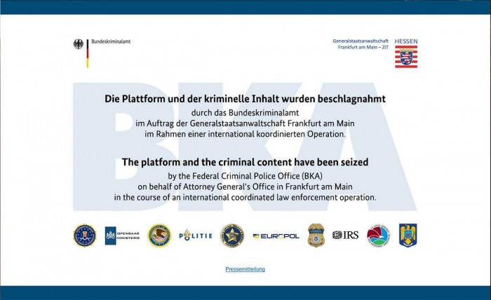 无人区卡一卡二卡乱码入口 可以清除浏览器缓存海报