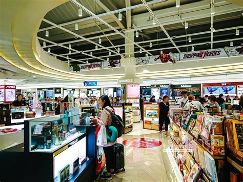 99国产精品久久久久精品三级海报