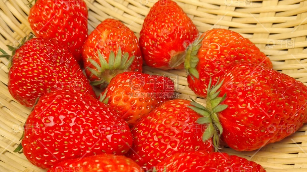 不限臀山 也可能是不限臀山输入错误海报