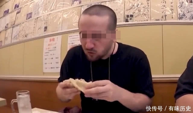 51爆料肌肉男 肌肉但功能针对性更强海报