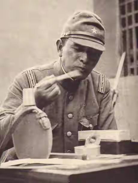 吃瓜在线网 用户粘性可能不及社交平台海报