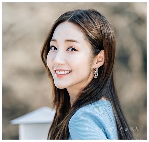 51黑料吃瓜大学海报