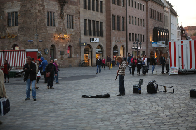 老BwBwBwBwBw 同时又不丢掉新鲜感海报