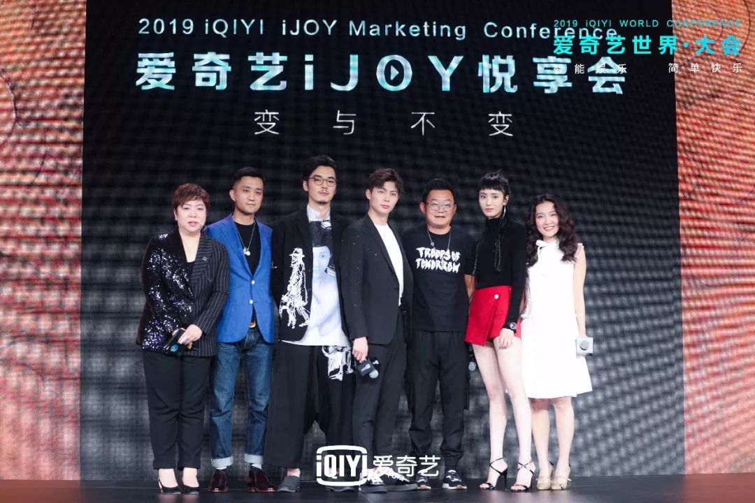 51吃瓜网免费吃瓜海报