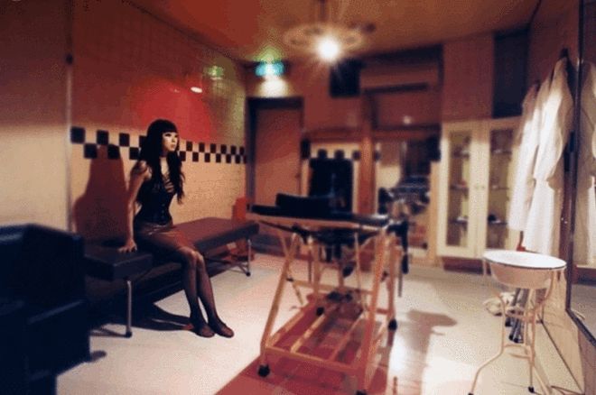 浜崎真绪韩国电影 影片节奏通常较为舒缓海报