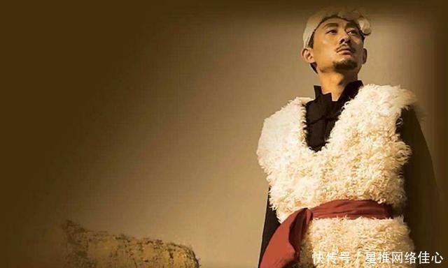 家庭摄像头小马拉大车海报