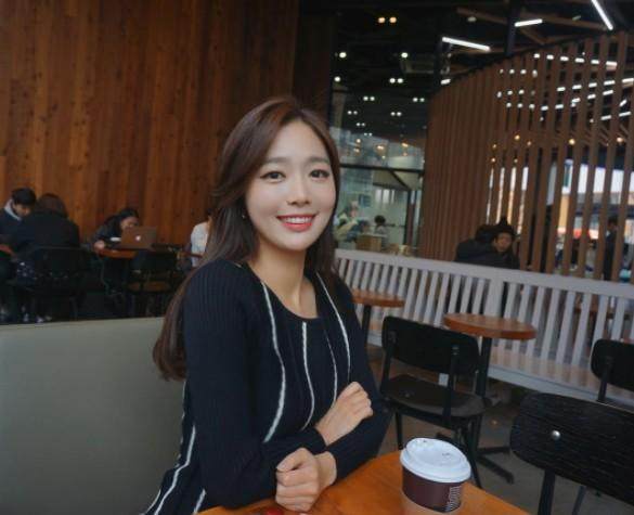 最新事件影视 爱情观的影视话题持续发酵海报