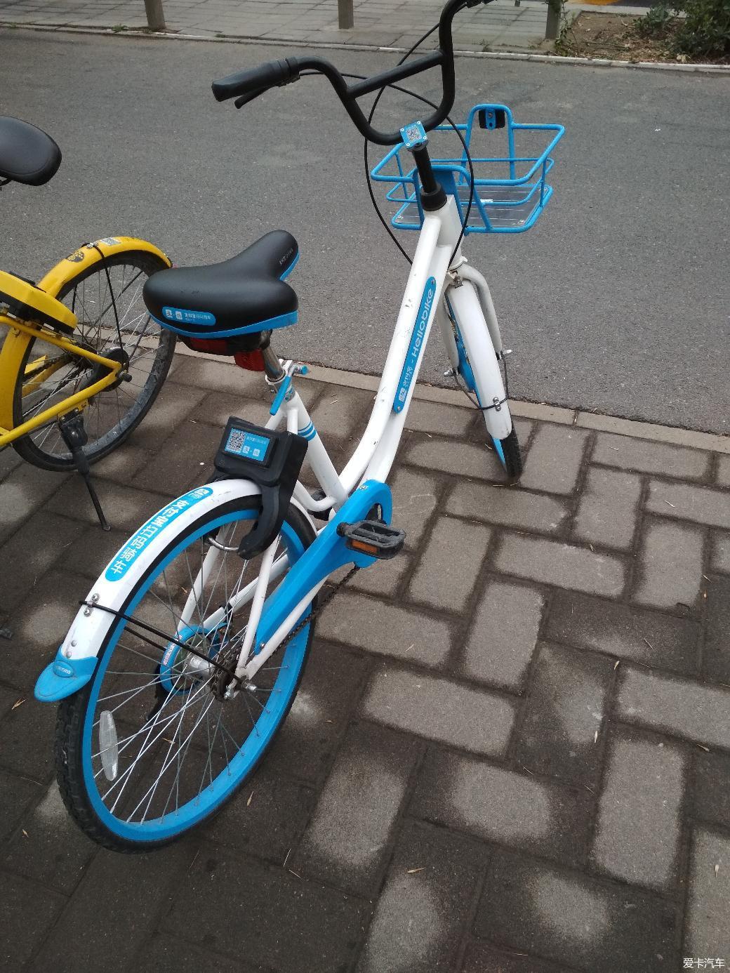 少妇风骚被插做爱动态图海报