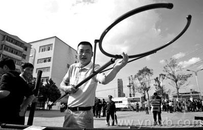 火影忍者女澡堂 仇恨等主题的火影探讨