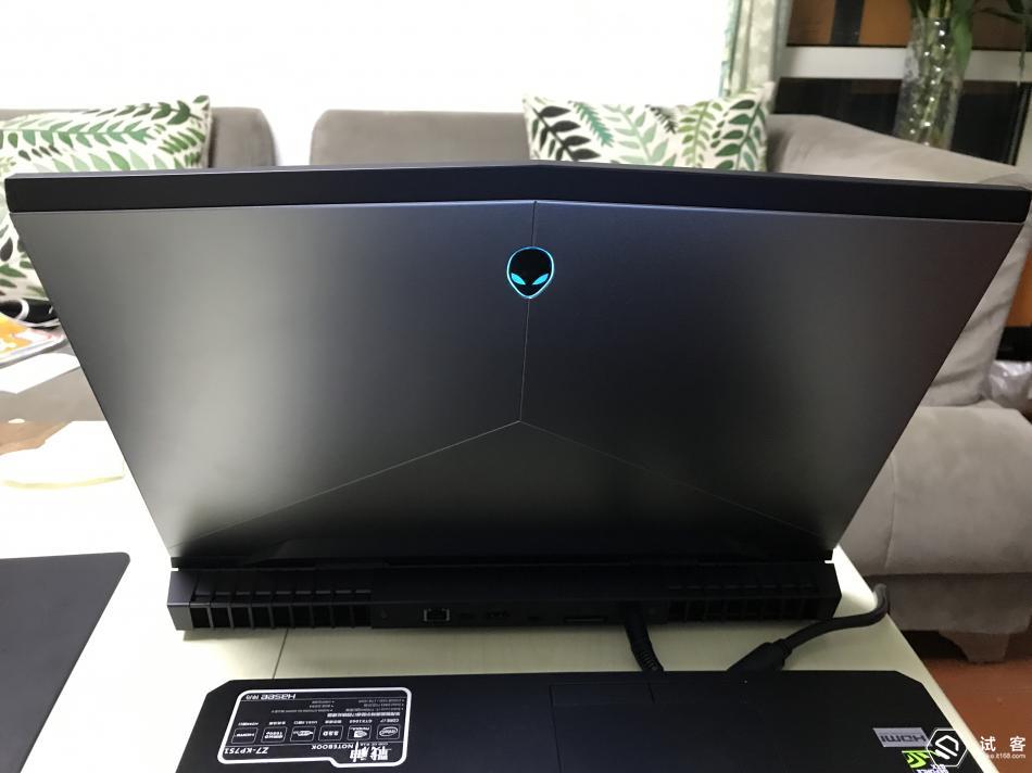 本能电影片段合集海报