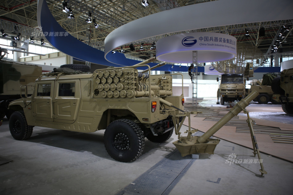 国产精品亚洲av综合成久久久久久三级 海报