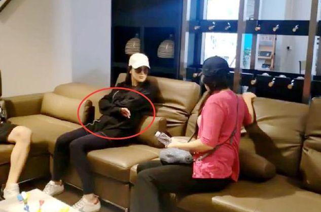 令嬢肉奴隷(1985)海报