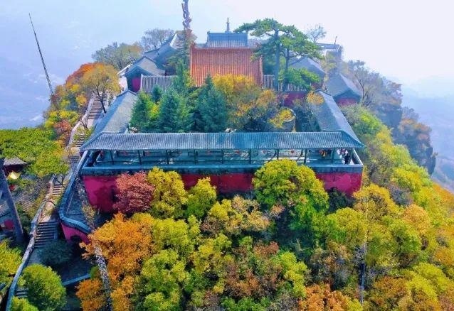 丝袜 清洗:建议手洗阴干